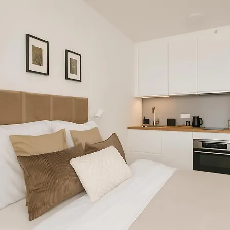 Apartmán Nook Airport Studio, 5 Min From Bts Airport *