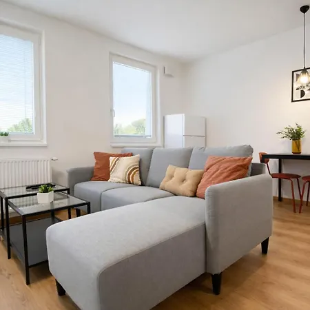 Nook Airport Studios, 5 Min From Bts Airport Apartman *