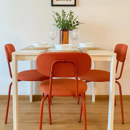 Nook Airport Studios, 5 Min From Bts Airport Διαμέρισμα Μπρατισλάβα