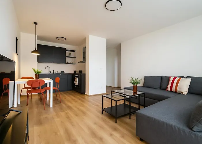 Nook Airport Studio, 5 Min From Bts Airport ブラチスラヴァ