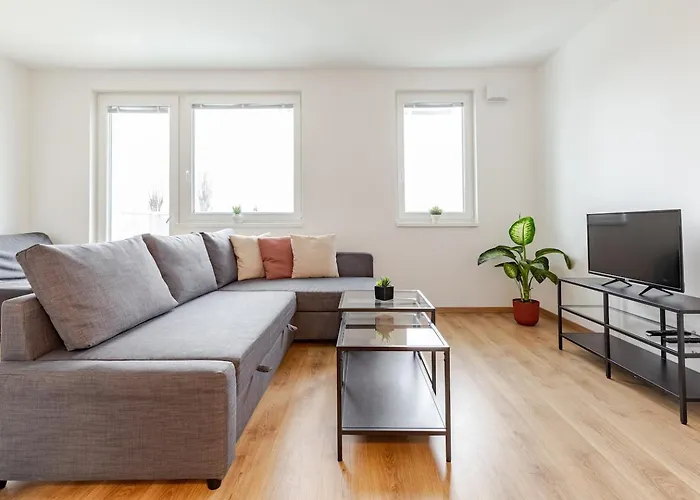 Nook Airport Studio, 5 Min From Bts Airport Apartmán Bratislava